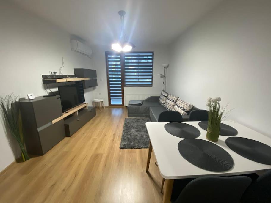 Top Center Apartment In Veliko Tarnovo Extérieur photo